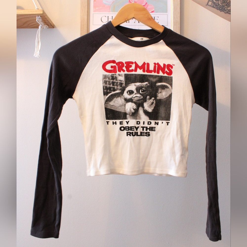 🌟 H&M "Gremlins" Long-Sleeved Shirt 🌟